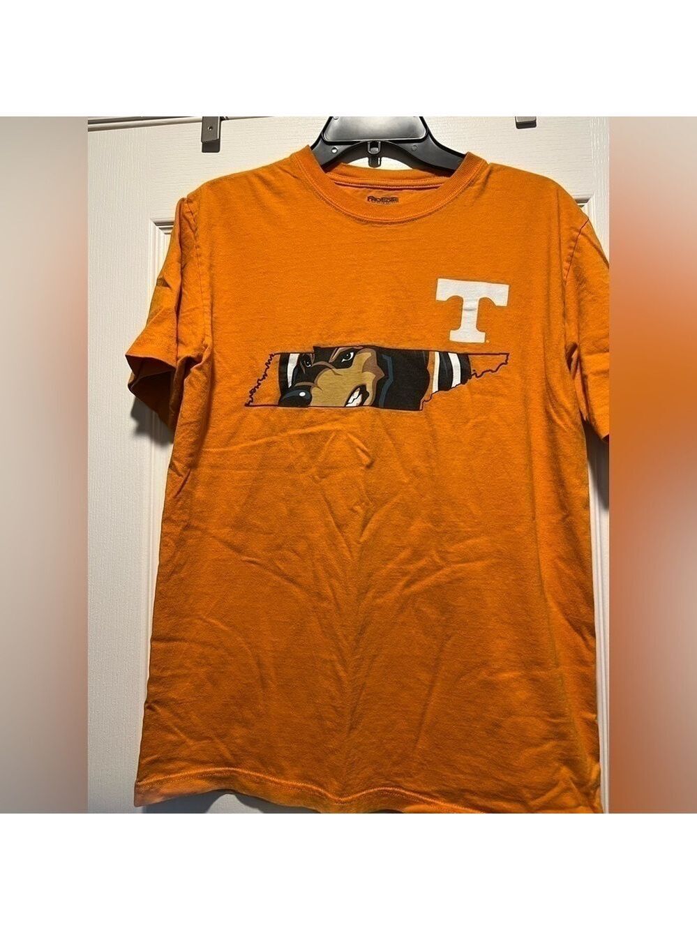 University of Tennesse Smokey T shirt. Orange. Size M